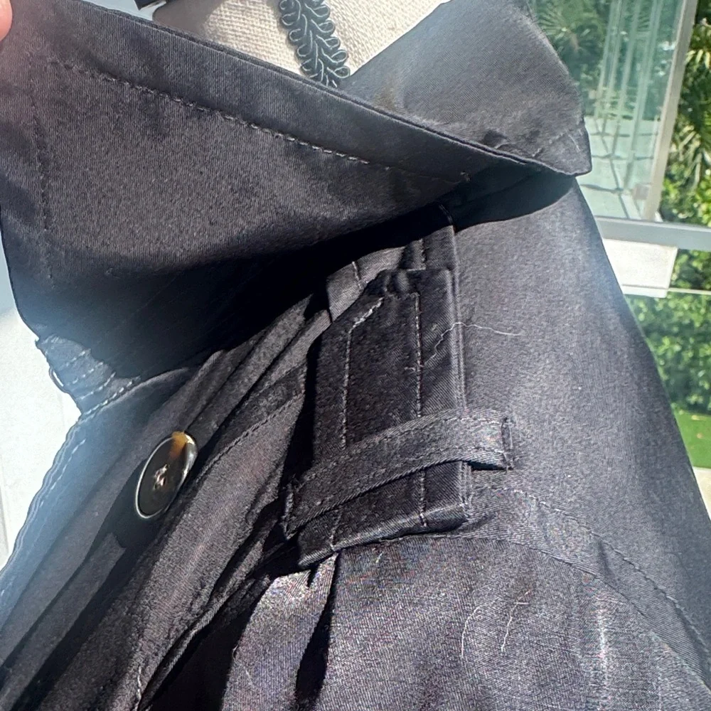 Black Rivet Belted Short Trench Coat extra small NWOT comfort polished girly BTS